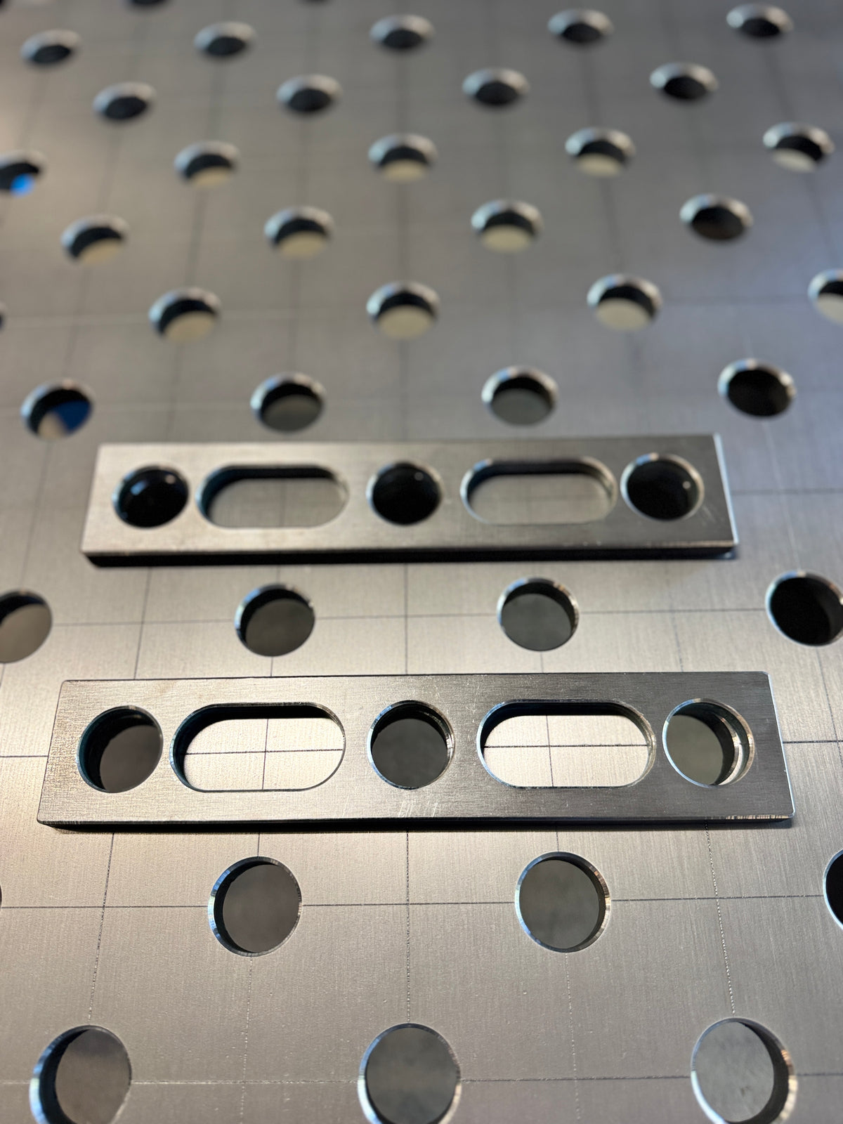 Aanslagbalk 250x50 10 mm Ø28