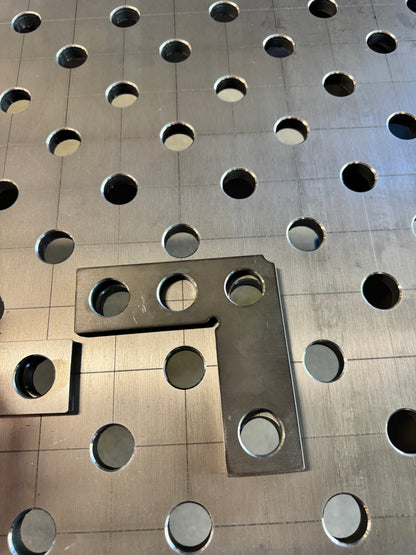 Flat Square 150x150 mm Ø28 10 mm