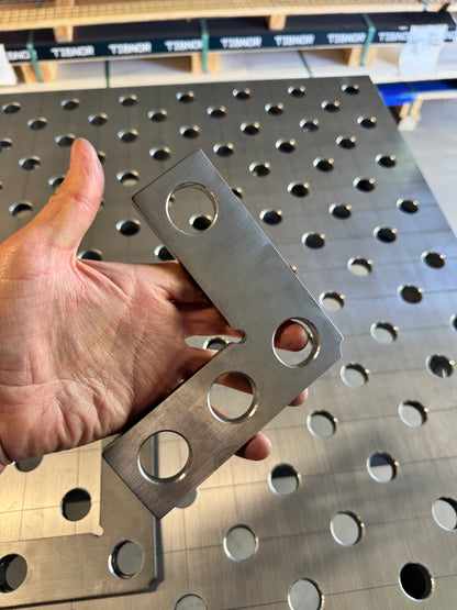 Flat Square 150x150 mm Ø28 10 mm