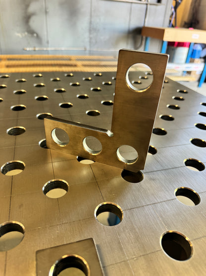 Flat Square 150x150 mm Ø28 10 mm