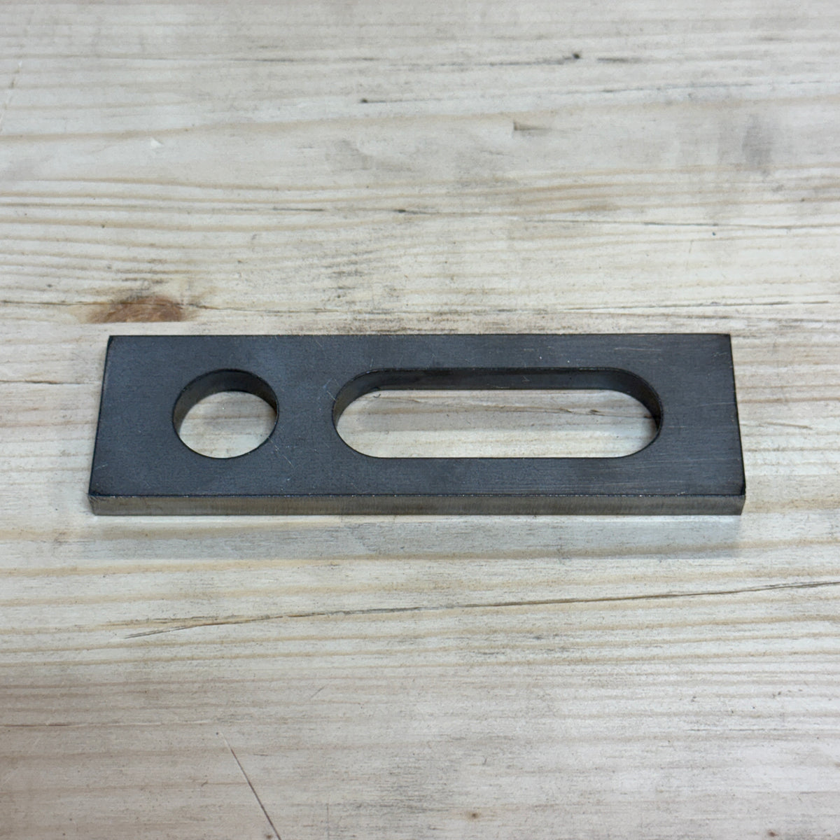 Stop Bar 100x30 6 mm 