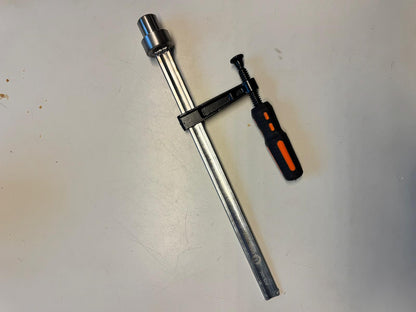 Klem 80x300 Ø28